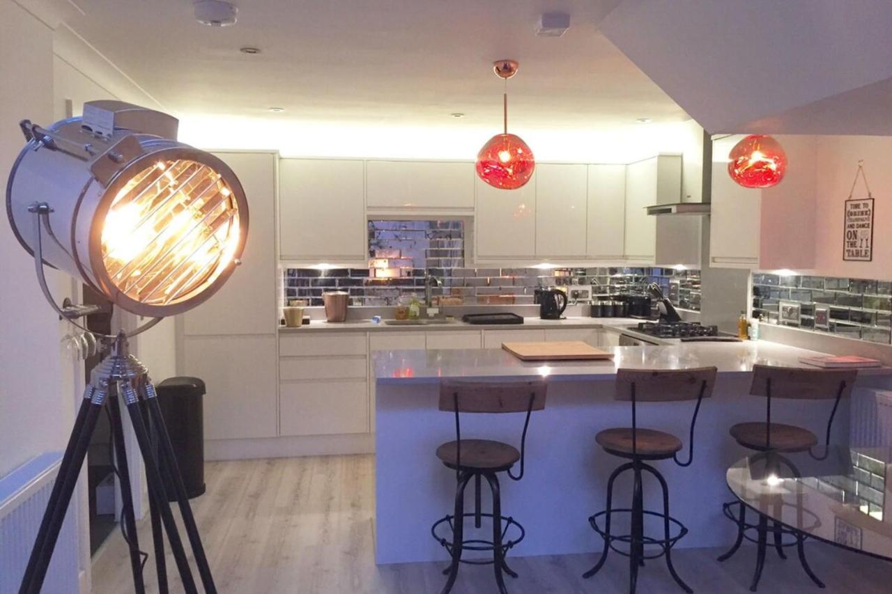 Spacious 1 Bedroom Split Level Old Pub Conversion Tower Bridge Londýn Exteriér fotografie