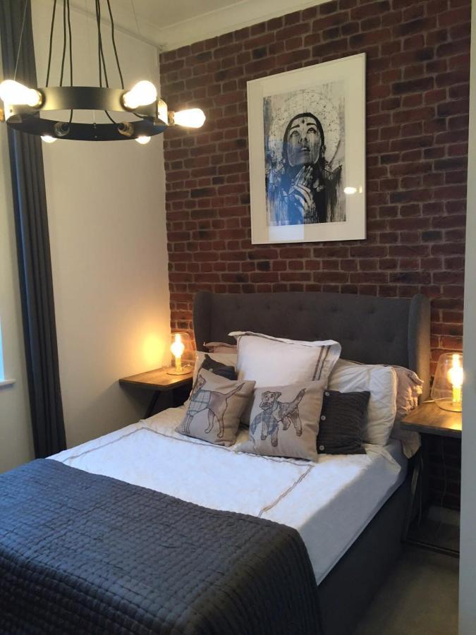 Spacious 1 Bedroom Split Level Old Pub Conversion Tower Bridge Londýn Exteriér fotografie