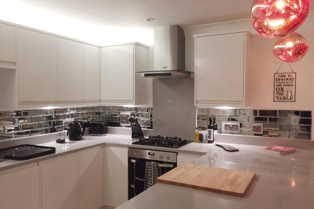 Spacious 1 Bedroom Split Level Old Pub Conversion Tower Bridge Londýn Exteriér fotografie