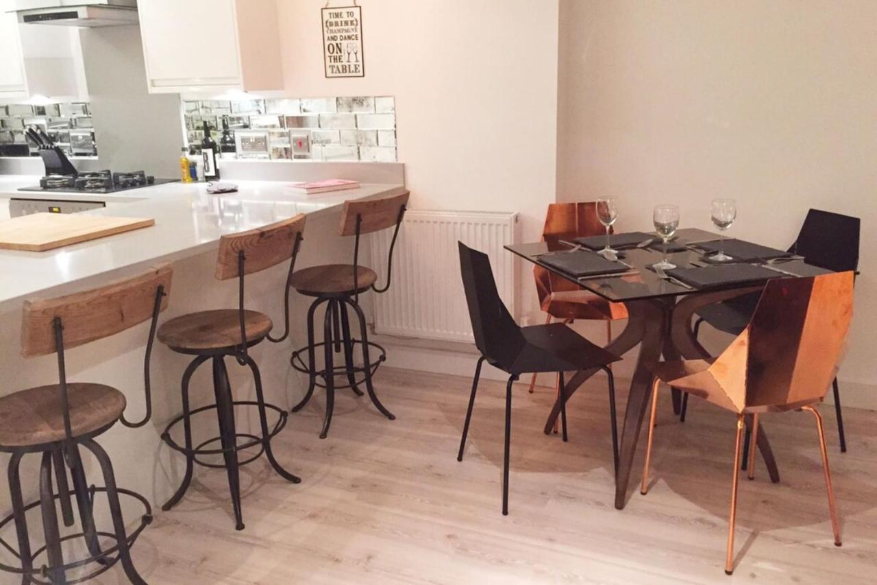 Spacious 1 Bedroom Split Level Old Pub Conversion Tower Bridge Londýn Exteriér fotografie