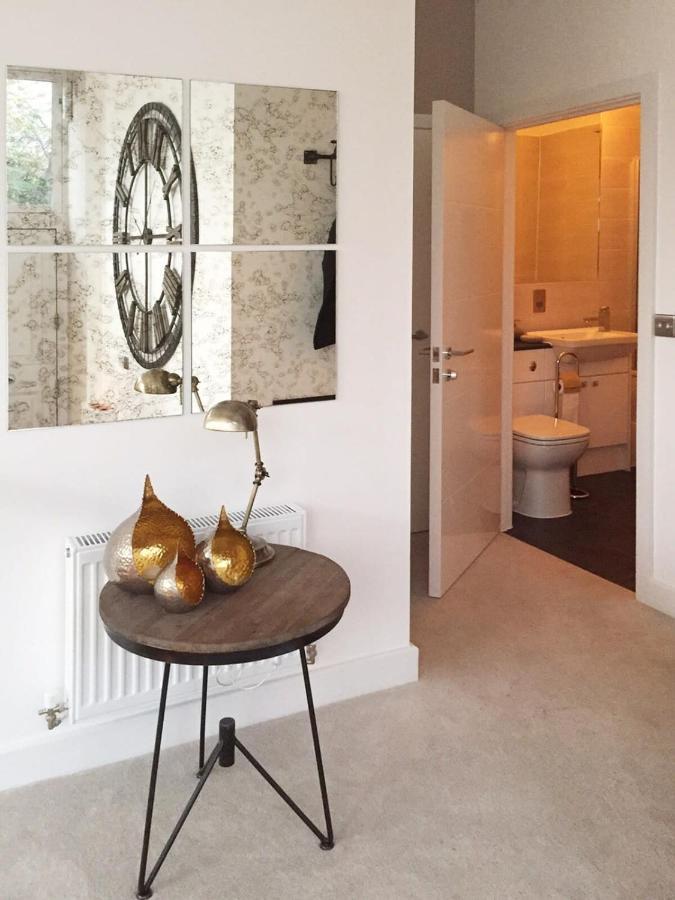 Spacious 1 Bedroom Split Level Old Pub Conversion Tower Bridge Londýn Exteriér fotografie
